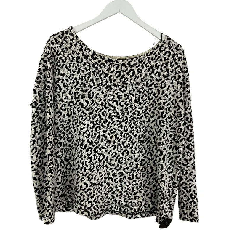 Top Long Sleeve By Willow & Clay In Animal Print, Size: L