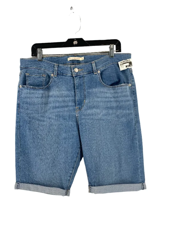 Shorts By Levis  Size: 32