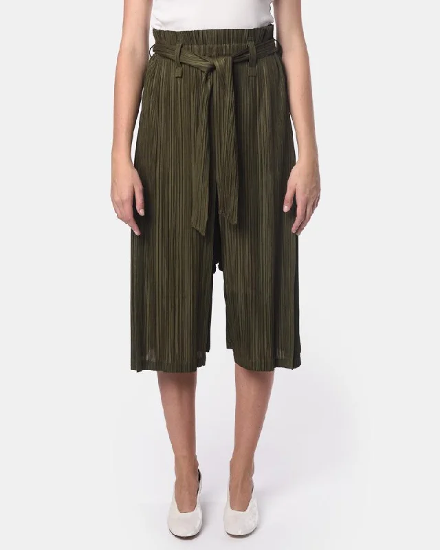 Culottes with Belt in Olive